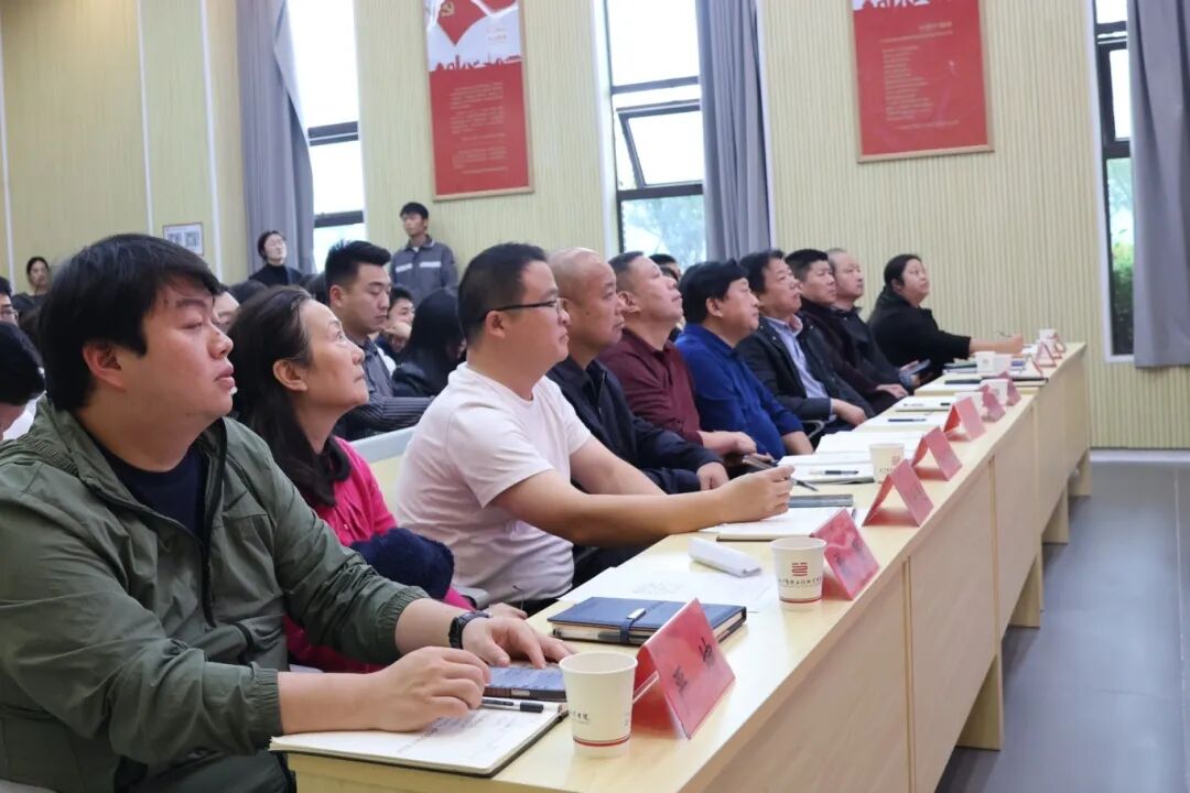 微信图片_2025-10-18_084359_633.jpg