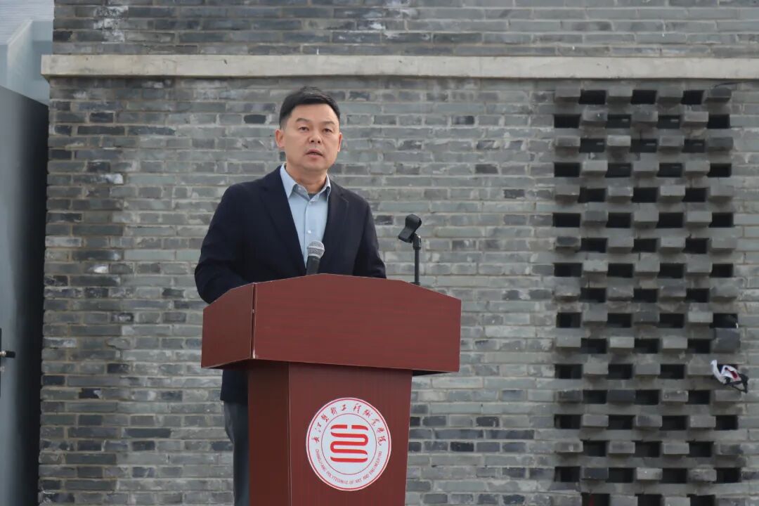 1762409370203264.jpg 微信图片_2025-11-06_085250_987.jpg